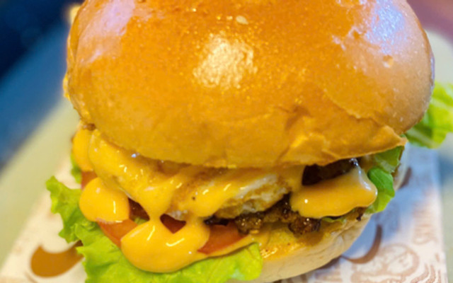 Hambuger Vihi - Chính Hữu