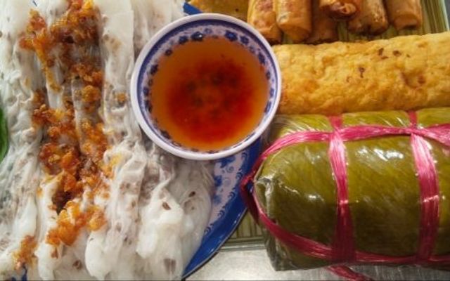 Bánh Cuốn Nóng & Bánh Mướt Nghệ An - Trần Thị Hè