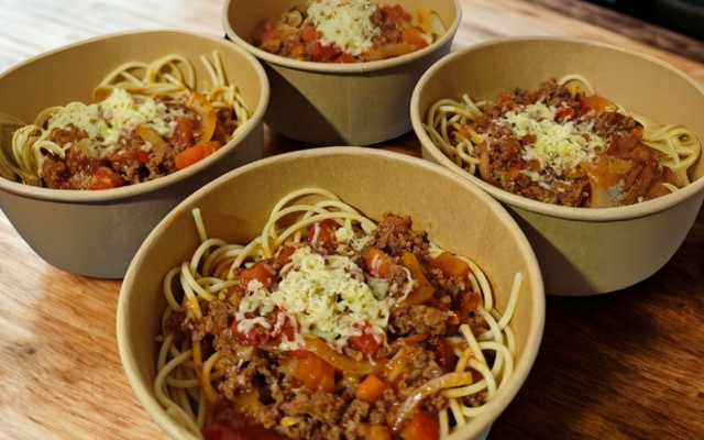 Mỳ Ý -  Xèo Xèo - Nơ Trang Long