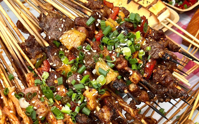 Hoa Kiều Quán - Thịt Xiên Nướng Trung Hoa