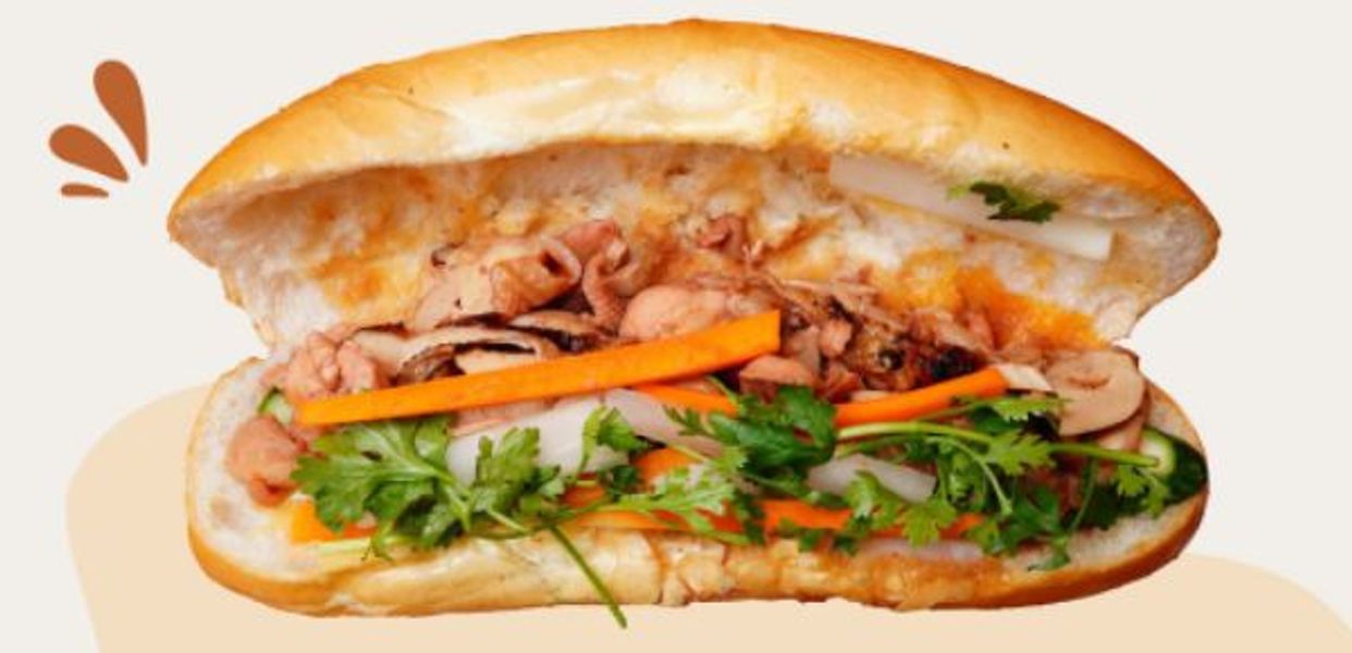 BÁNH MÌ ĐẶC SẮC ĐÀ NẴNG VỚI HÌNH DÁNG ĐỘC ĐÁO VÀ HƯƠNG VỊ KHÓ QUÊN
