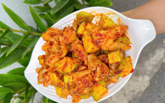 Thuỷ Trang Chân Gà Sốt Thái - Đường Bờ Tây Sông Nhuệ