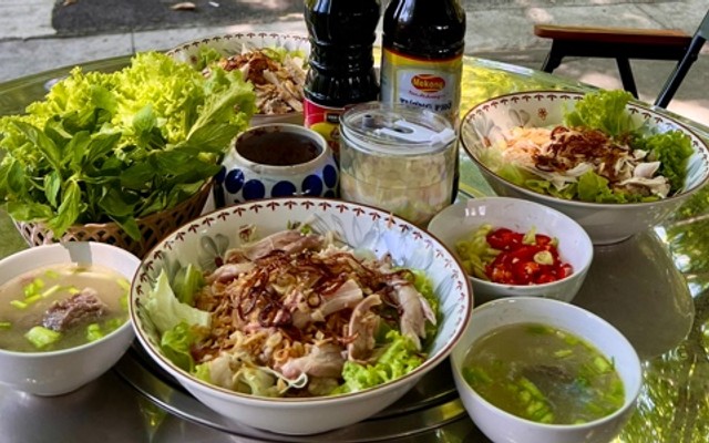 Phở Khô Gia Lai Chi Chi - 164 Mai Thúc Loan