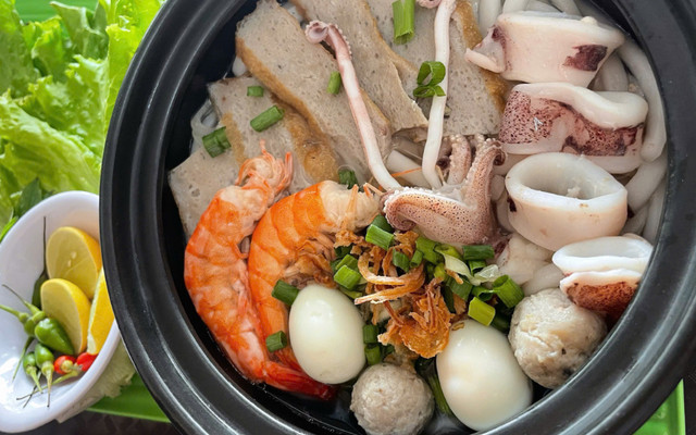 Bánh Canh Chả Cá Cô Ly - Quán Ăn - Phan Đình Phùng