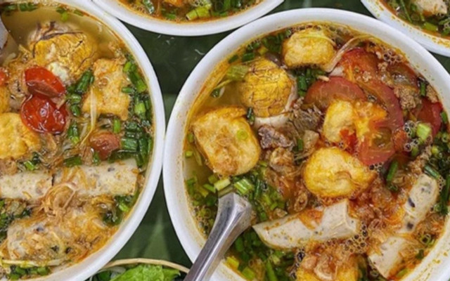 Bún Riêu Cô Yến - Tô Vĩnh Diện