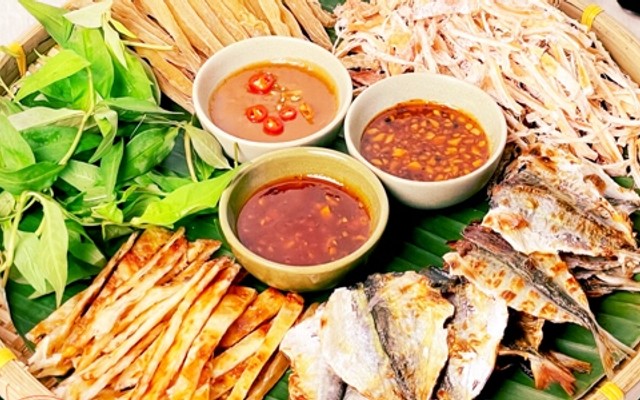 Tiệm Ăn Vặt & Ăn Nhậu - Bé Mỡ Quán