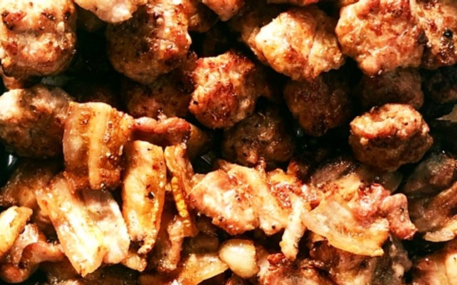 Thăng Long - Bún Chả & Nem Cua Bể