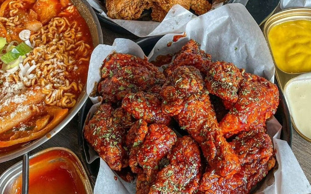 Luxury Ga - Jin Mi Food - Gà Rán Và Đồ Ăn Hàn Quốc - 156 Lê Duẩn