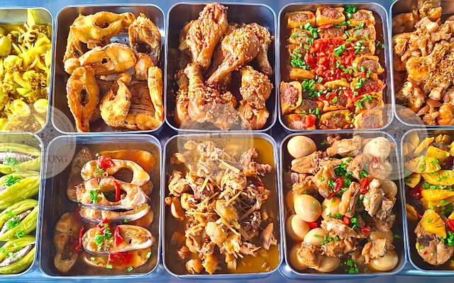 Cơm Phượng - Quán Cơm Trưa Bình Dân - Ấp Tân Thới 2