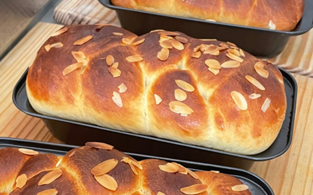 WHALE BAKERY NHA TRANG