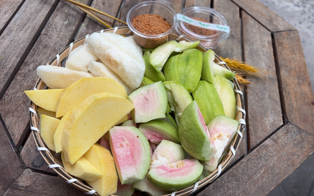 Trái Cây Cắt Sẵn - Trà & Cà Phê - Cô Út