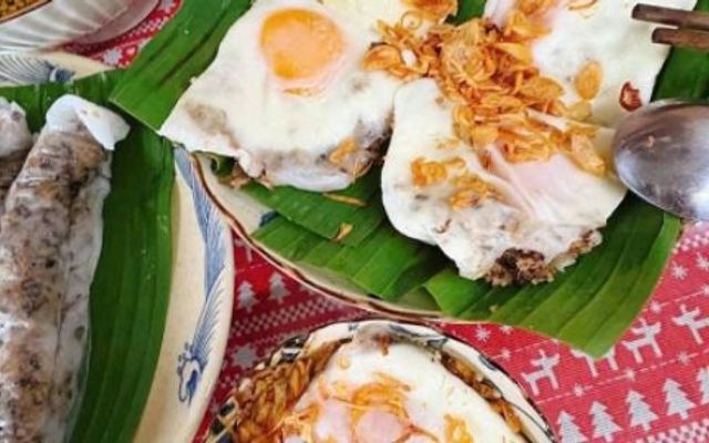 BÁNH CUỐN HÀ NỘI - CÔ HUYỀN