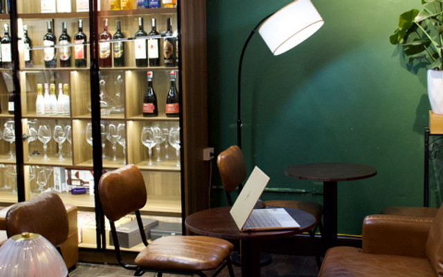 Rum Corner - Trần Hưng Đạo