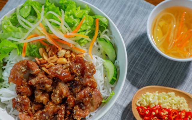 Bún Thịt Nướng & Bún Nem Nướng - Bùi Văn Hoà
