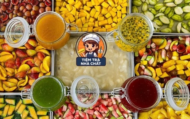 Bánh Mì & Trà Trái Cây Nhà Chất