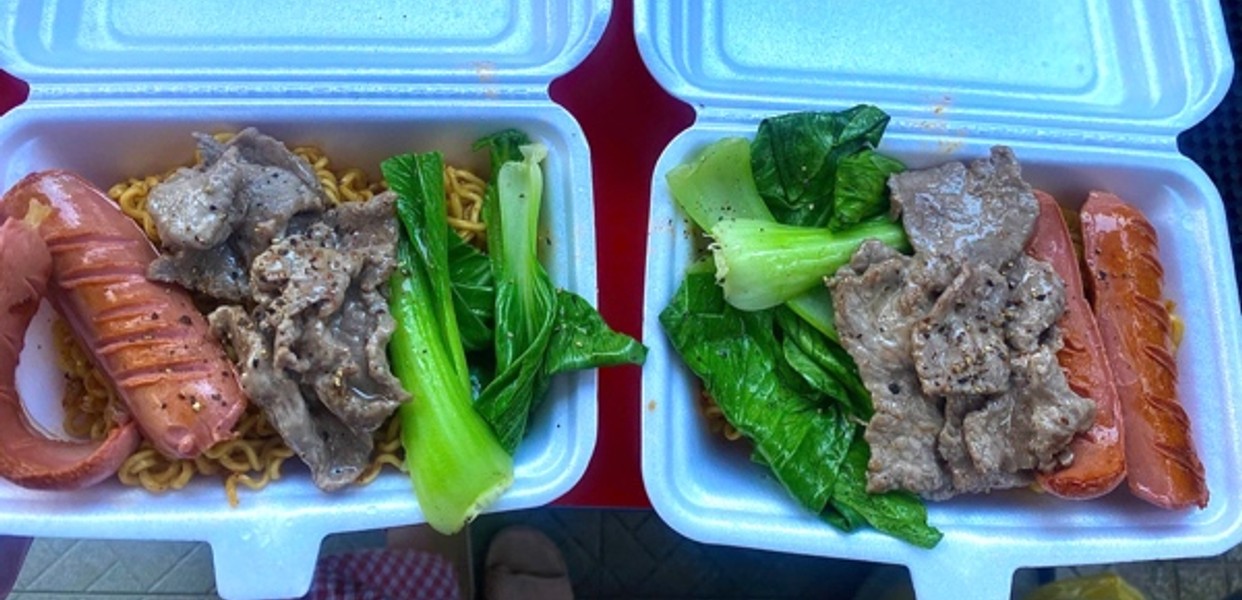 Mì Trộn Indomie & Cơm Gà Nướng Satế - Bếp Cô Na