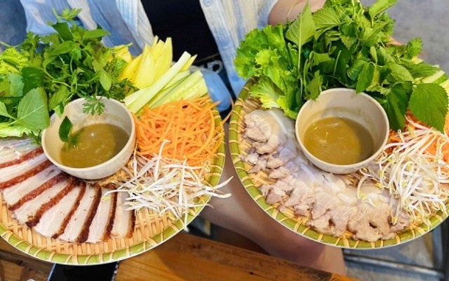 Tiệm Nhà Dứa - Bánh Tráng Cuốn Thịt Heo & Bún Đậu Mắm Tôm - Hà Huy Tập