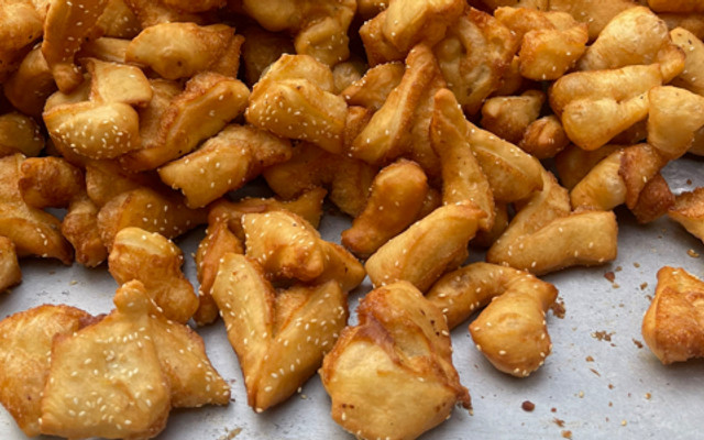 Quẩy Đùi Gà - Thụy Khuê