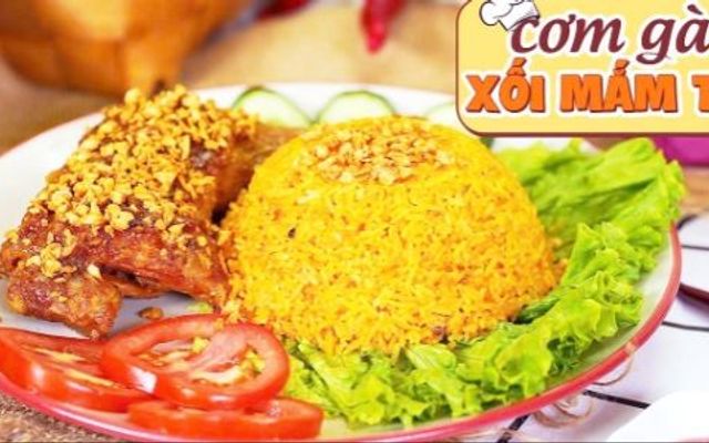 Cơm Gà Xối Mỡ - Mì Xào - Quán Thuận