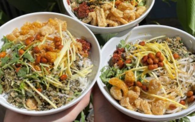 Quán Thi - Cơm & Bún Mì Hến