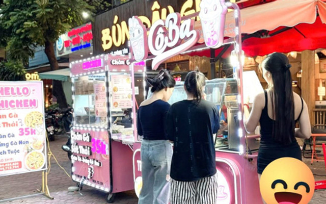 Tiệm Trà Cô Ba - 17 Lê Thánh Tôn