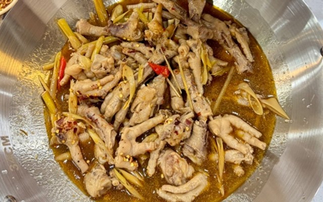 Mê Chân Gà Xào Cay