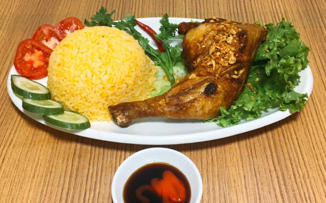 THUẬN KÝ - Cơm Gà Mắm Tỏi