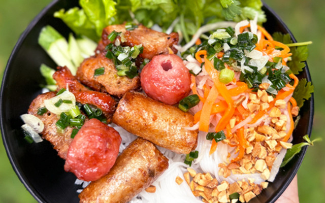 Bún Thịt Nướng - Anh Bar