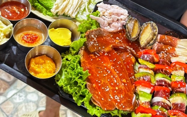 Bò Né Và Mì Cay - Xôi Xíu Lá Dứa