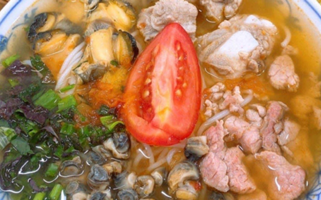 Bún Ốc Sườn & Bún Riêu Cua Tóp Mỡ - Khu C Lê Trọng Tấn