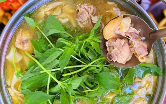 Lẩu Gà Lá É - Đặc Sản Phú Yên - 70 Quán Nam
