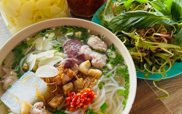Bún Mọc Xương Giò - Hai Chị Em