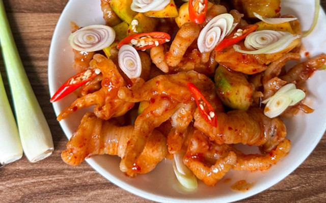 Chân Gà Sốt Thái Mập Ú - Lê Văn Việt