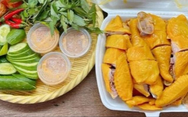 Gà Ủ Muối, Chân Gà Sốt Thái & Viên Chiên - Bếp Mộc Hoa