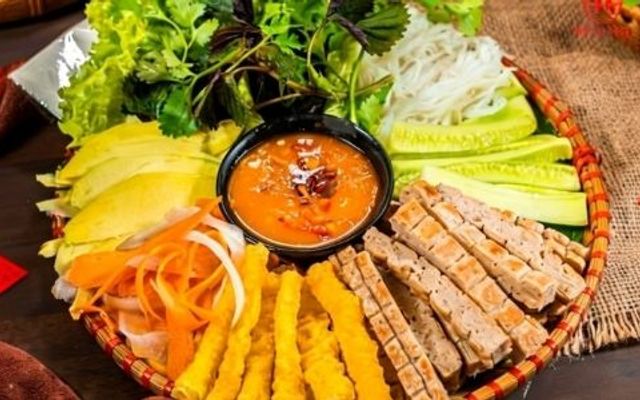 Đạt Chan - Nem Nướng Nha Trang - 11A7B Thanh Xuân Bắc