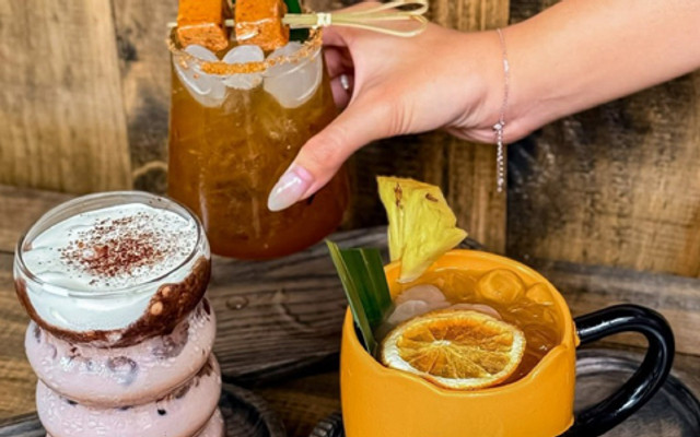 MACCHA HOUSE - Drink & Food