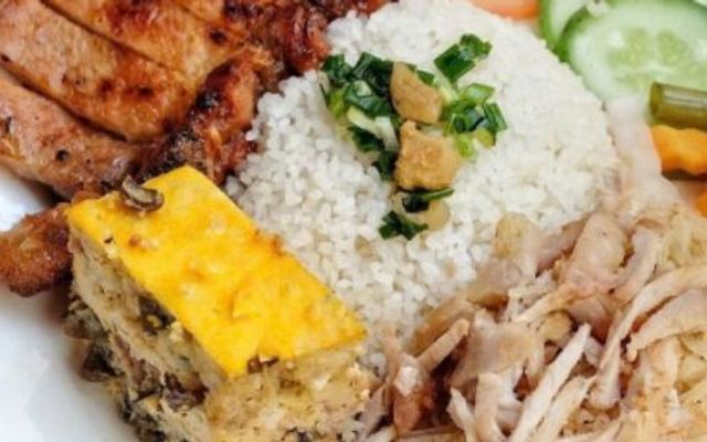 CƠM TẤM, BÒ SỐT VANG & BÚN CHẢ - TRẦN BÌNH