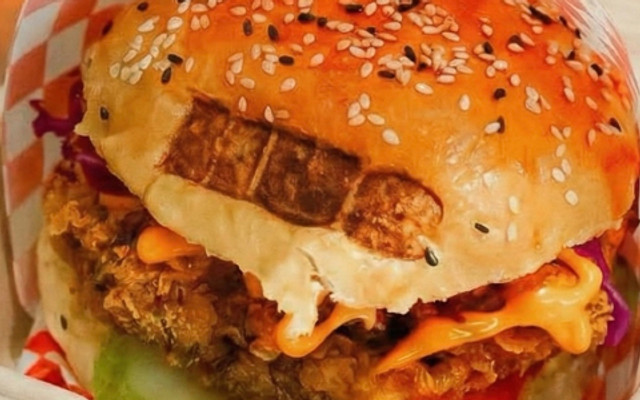 HUS - Burger & Coffee - Nguyễn Phi Khanh