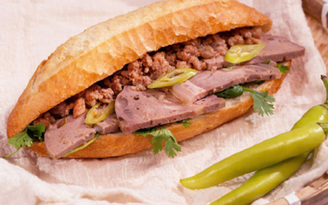 Bánh Mì Chú Út