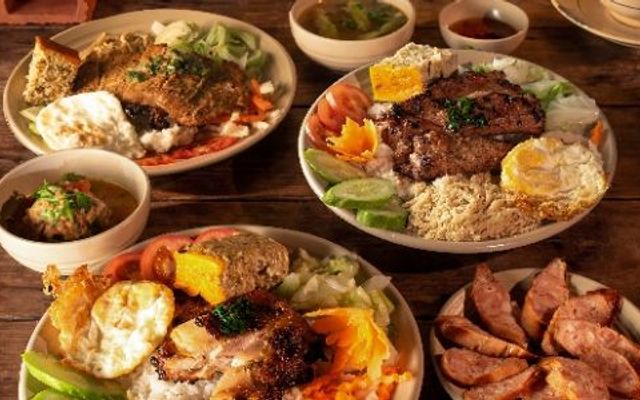 Tiệm Cơm Tấm Bốn Hai - Lý Thường Kiệt