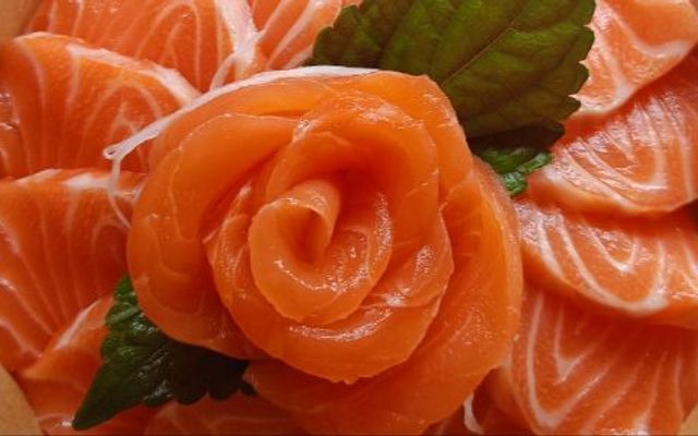 Cá Hồi Sashimi - Sushi T&T