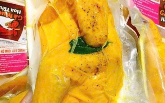 Gà Ủ Muối Hạnh Ỉn