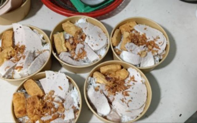 Gấu Ú - Bún Nước Tương, Gà Rán & Ăn Vặt