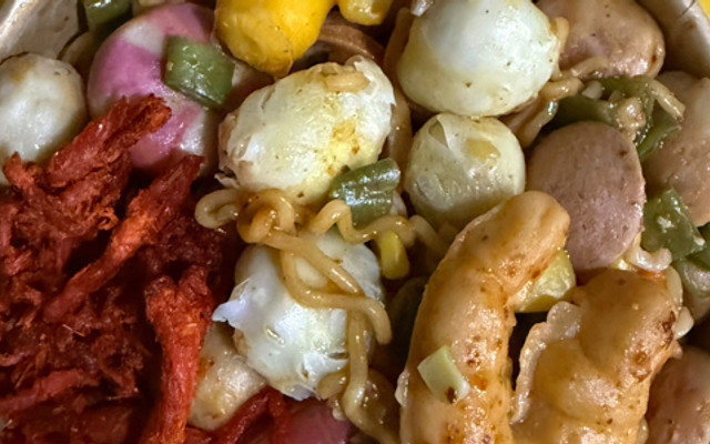 Cafe, Mì Trộn & Phở Trộn - Âu Cơ