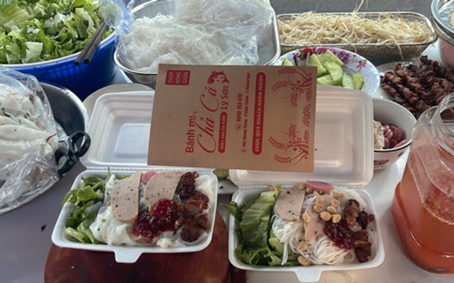 Bánh Mì Chả Cá Lý Sơn