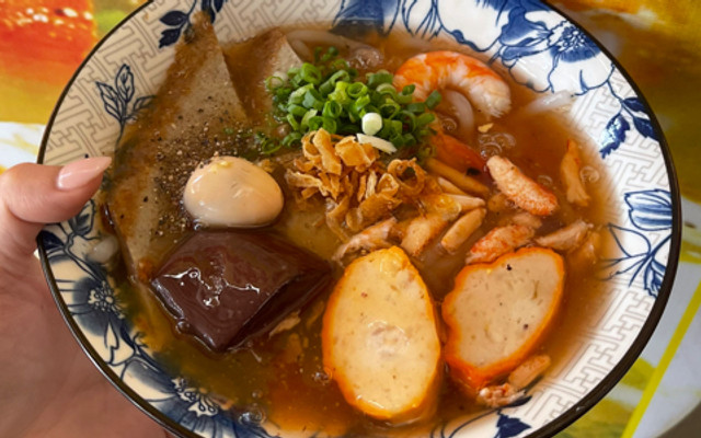 Bánh Canh Cua Cô Nhàn 2 - Trần Hưng Đạo
