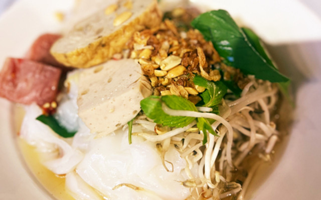 Bánh Ướt, Bánh Cá & Bánh Hotdog Nhím Xù