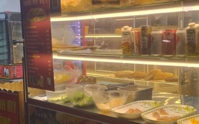 Hương Việt Bakery - Bà Triệu