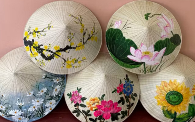 Nhà Hoa Hướng Dương - Quà Lưu Niệm - Nguyễn Trọng Lội