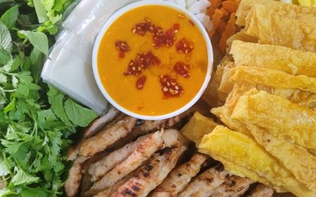Nem Nướng Nha Trang Ngọc Hạnh - Phan Đình Giót